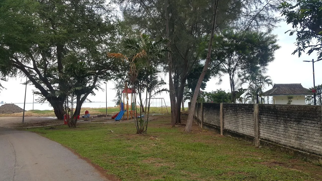 Melaka Beachfront Villa With Pool 0*, Malacca Malaysia