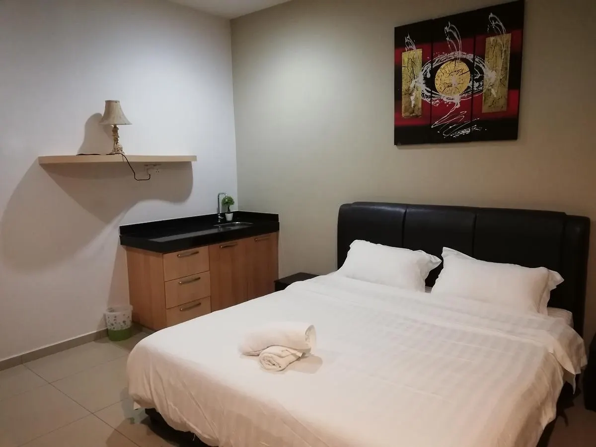 Melaka Beachfront Villa With Pool 0*, Malacca